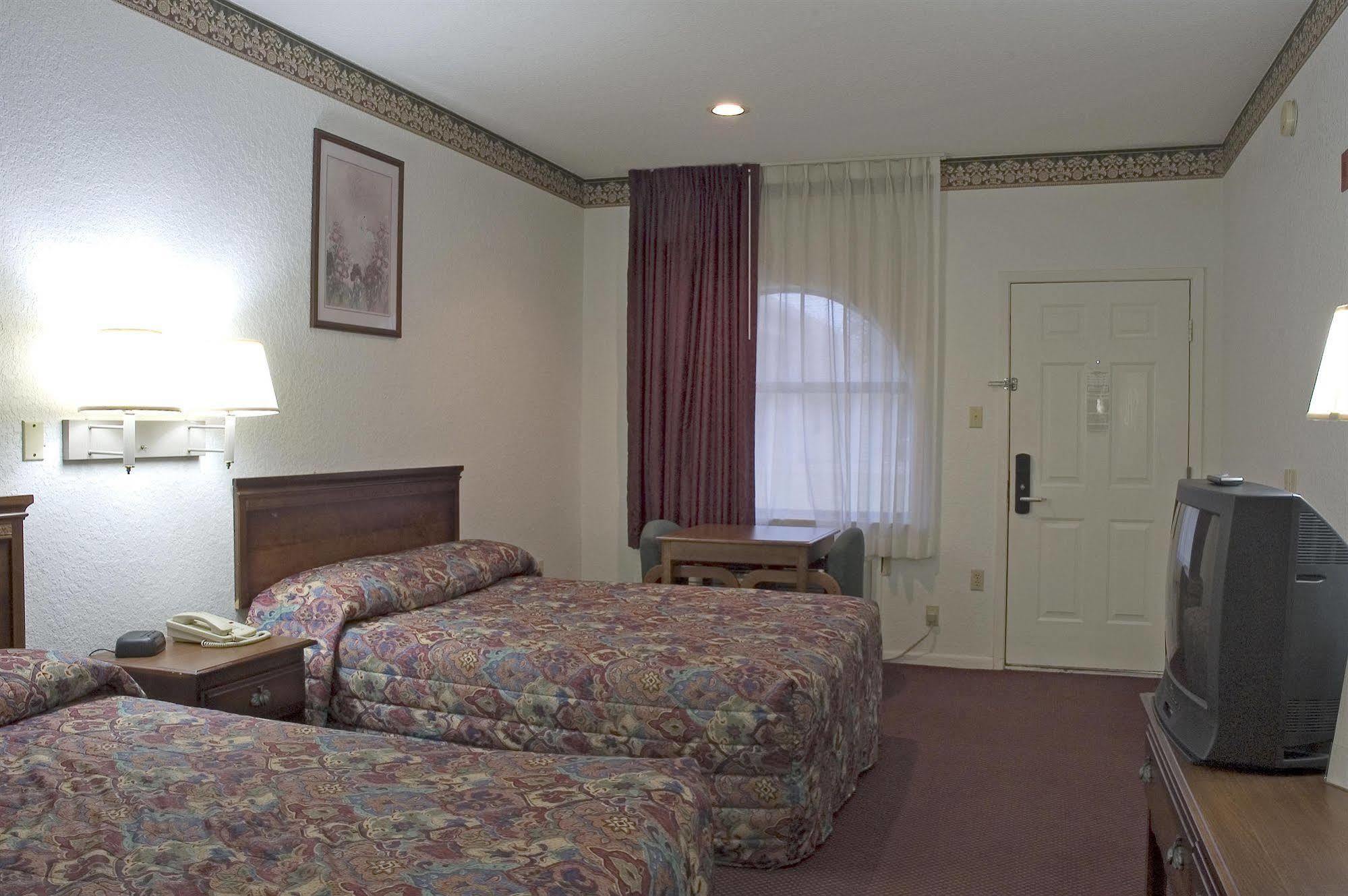 Budget Host Hempstead Inn Brookhollow/Energy Corridor Houston Zewnętrze zdjęcie