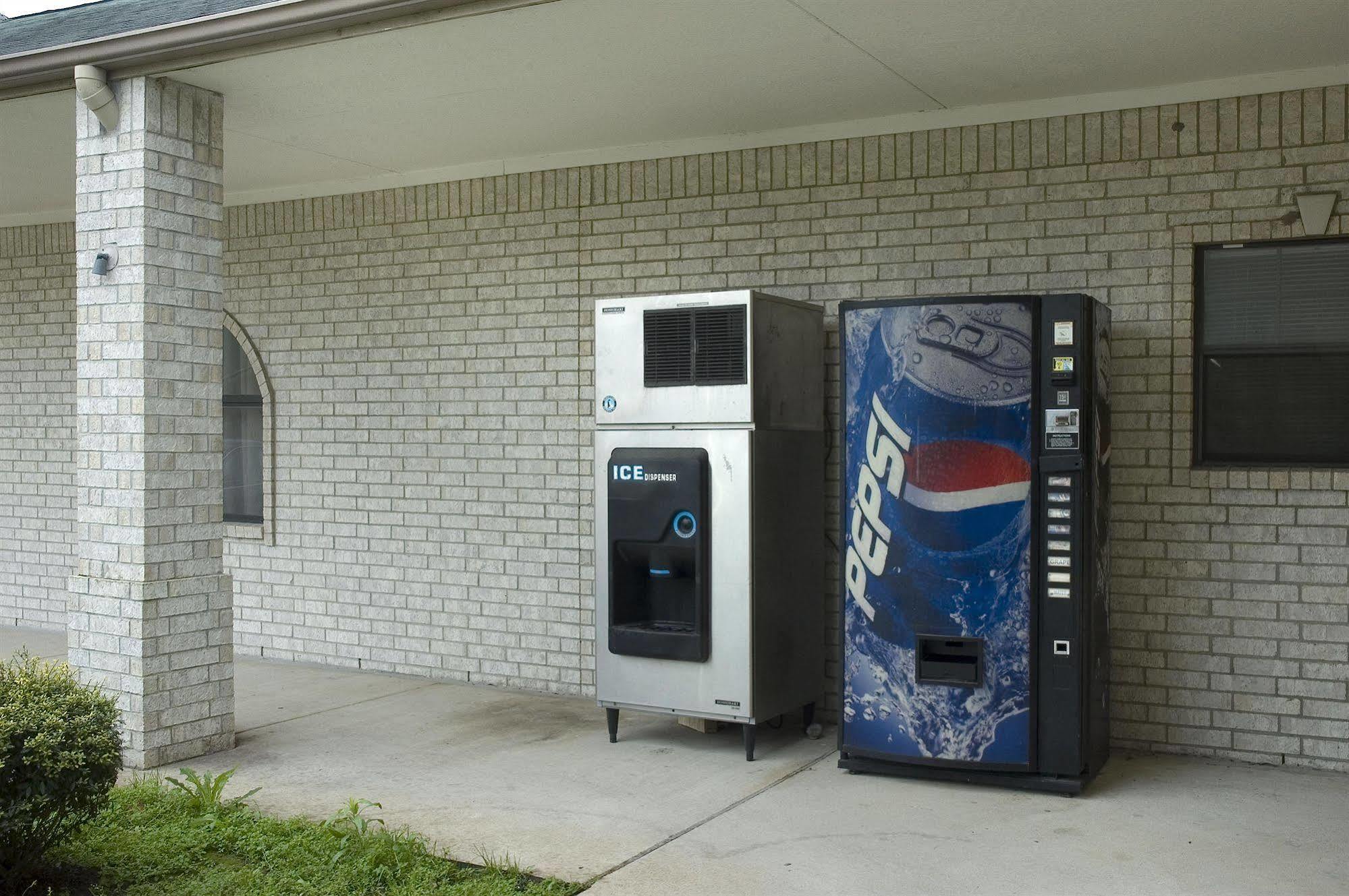 Budget Host Hempstead Inn Brookhollow/Energy Corridor Houston Zewnętrze zdjęcie